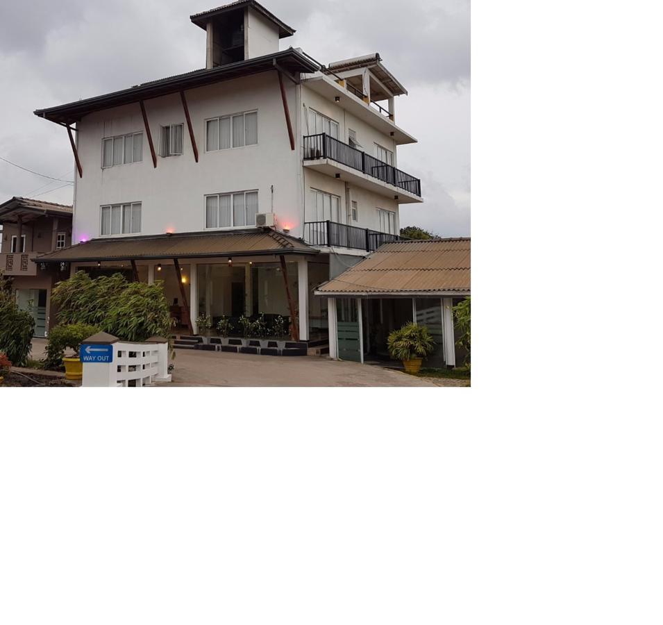 Onreech Hotel Seeduwa Exterior foto